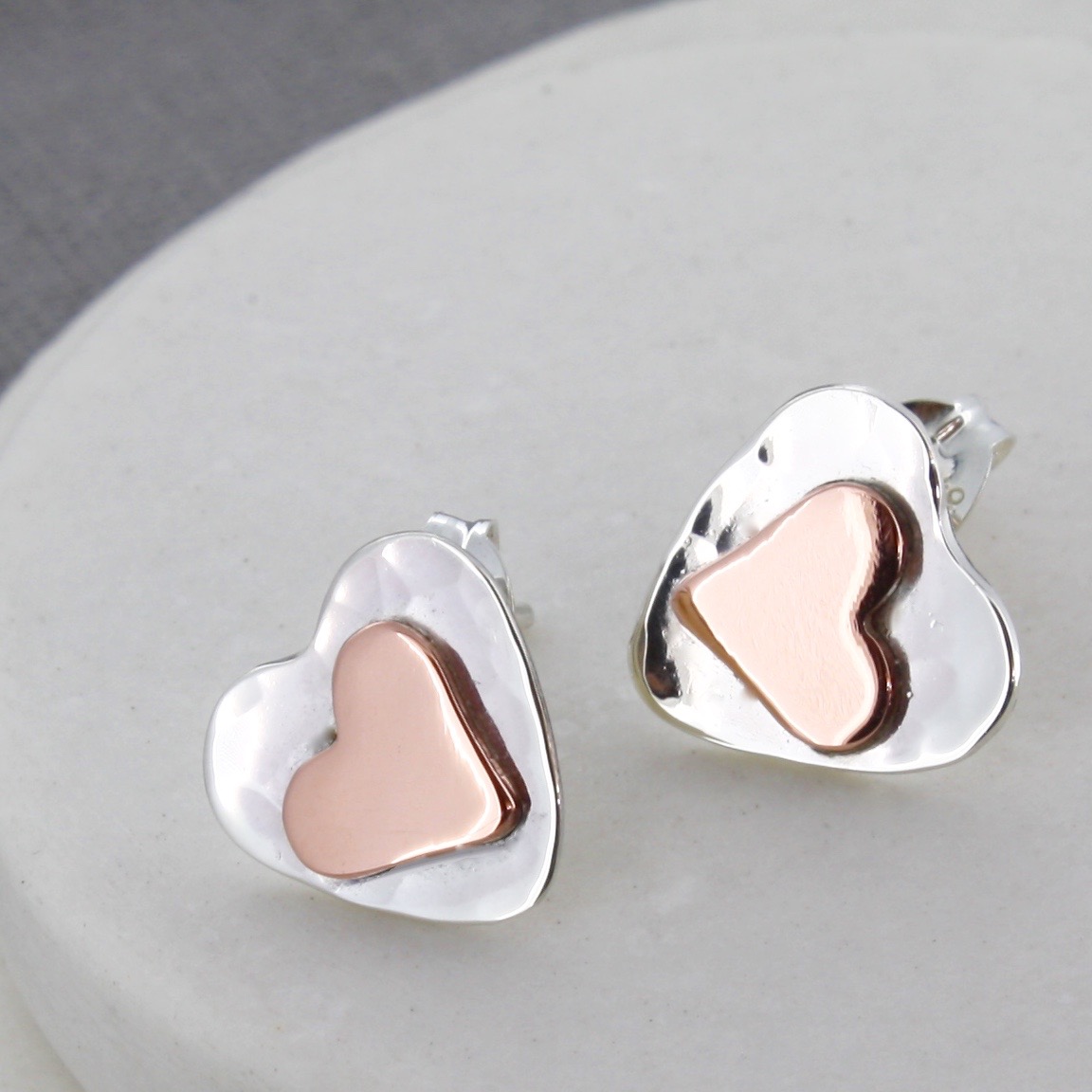 gold heart stud earrings