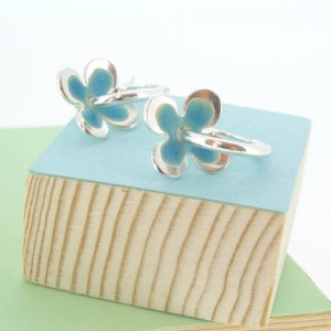 enamel daisies hoop earrings