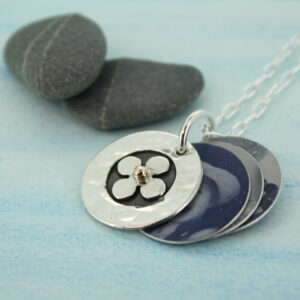 Swing Photo Locket with Daisy