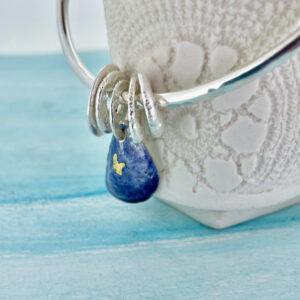 Silver mussel shell bangle